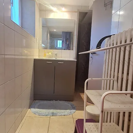 Confortable Avec Terrasse Et Jardin, Pres De Baccarat, Ideal Pour Nature Et Detente - Fr-1-584-51 Ferienhaus Reherrey