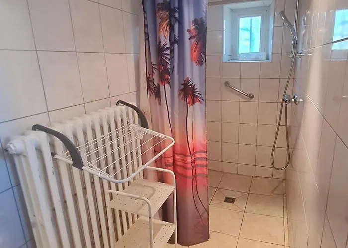 Confortable Avec Terrasse Et Jardin, Pres De Baccarat, Ideal Pour Nature Et Detente - Fr-1-584-51 * Reherrey